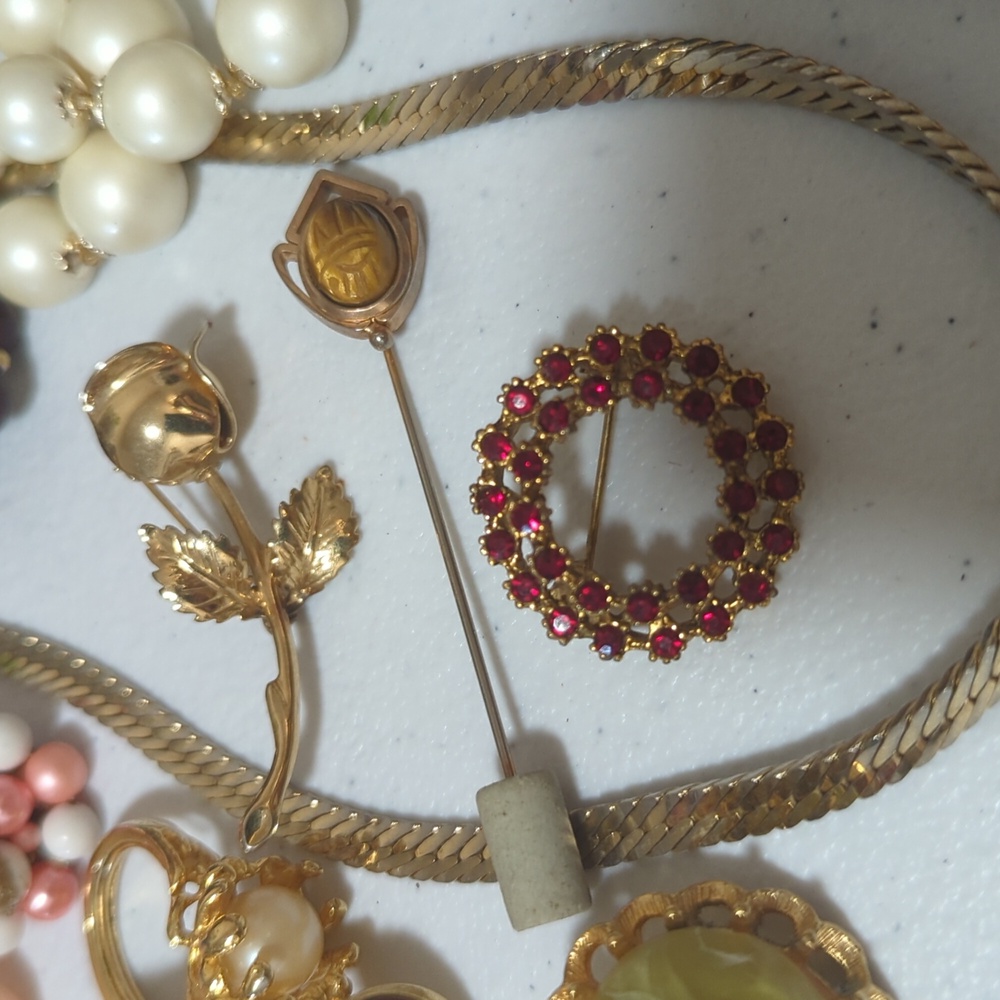Vintage Jewelry Wearable Lot 19 Pieces Vendome Trifari Japan Napier - Picture 3 of 12
